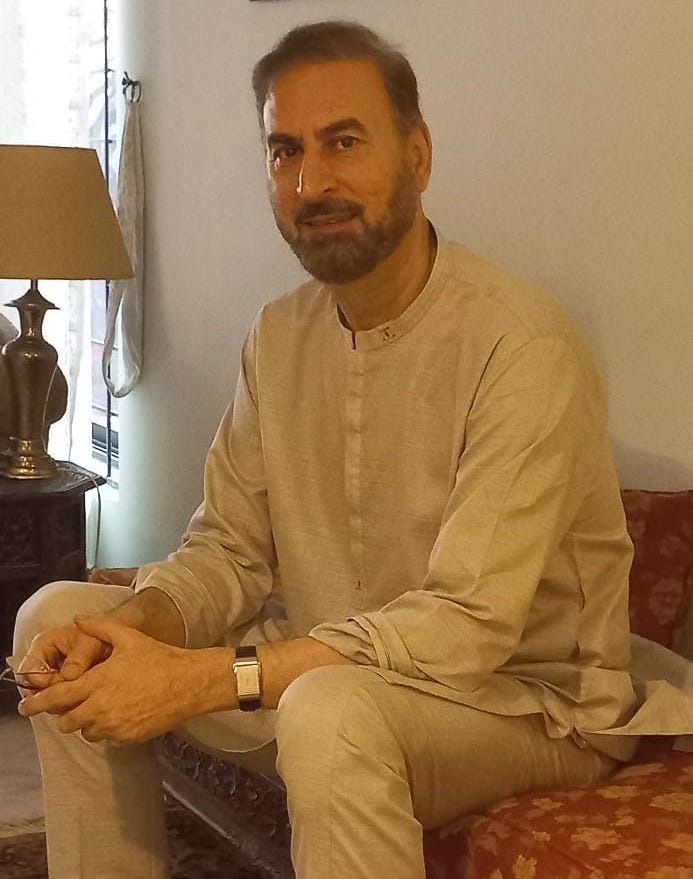 Owais-Ali-Trainer logo